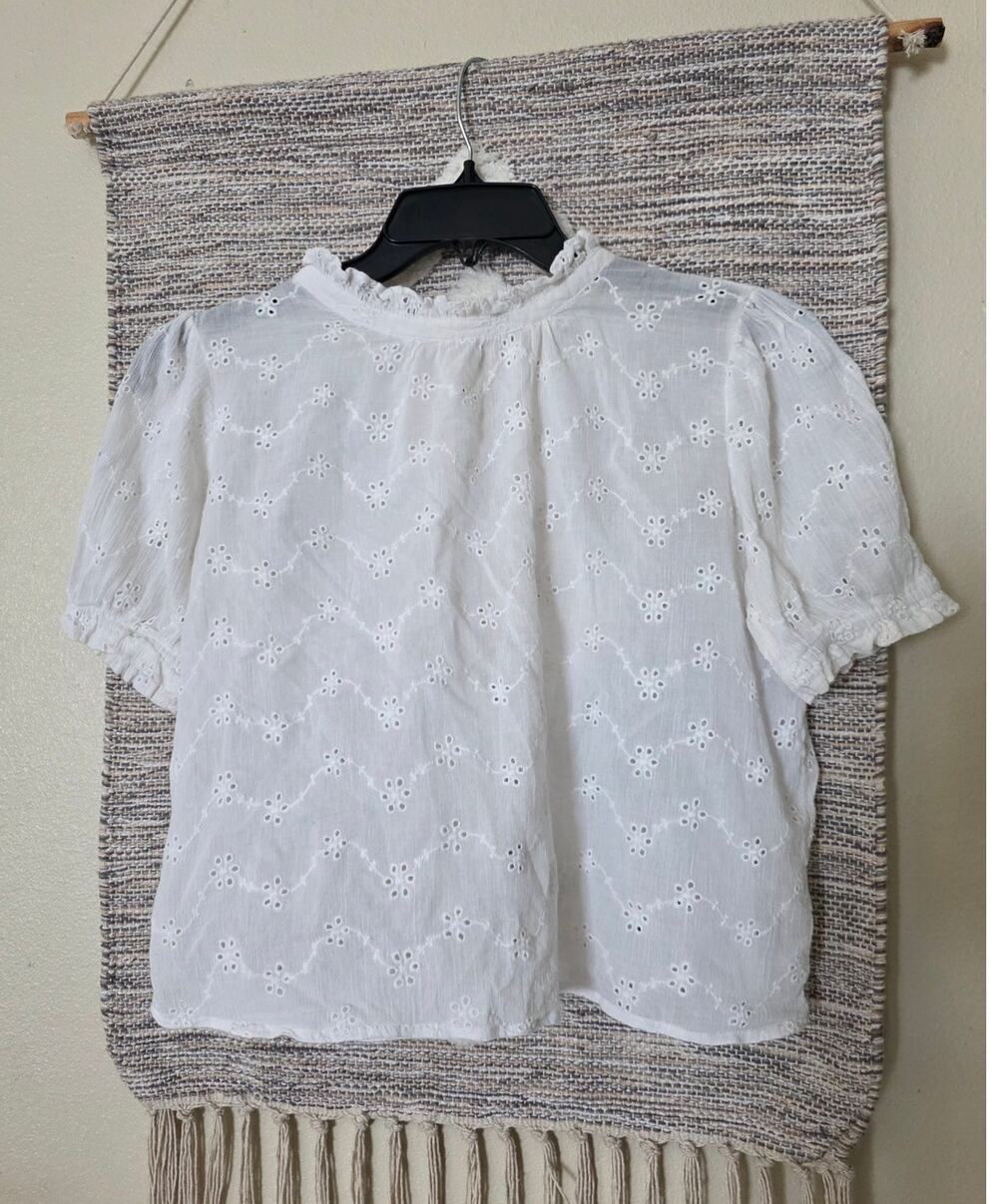 Free People We The Free White Eyelet Embroidered Blouse Top Size XS Boho